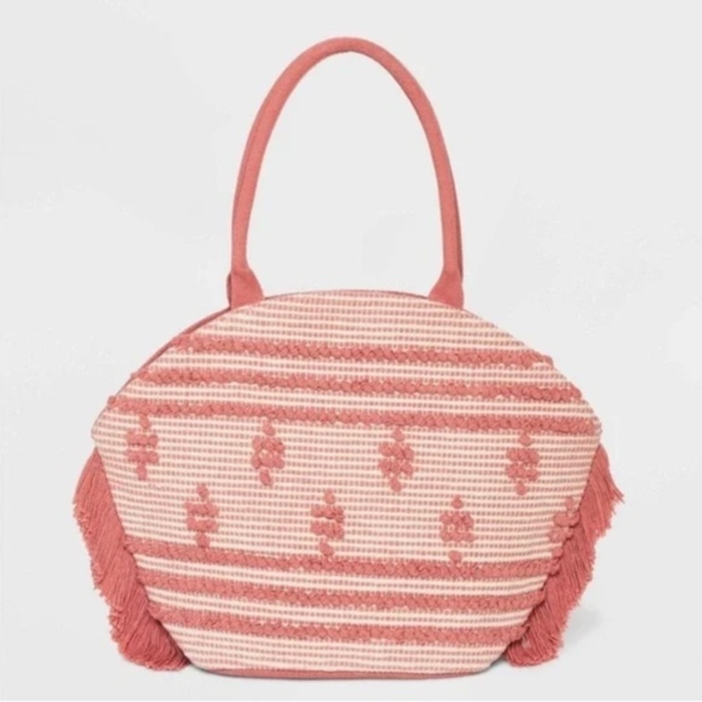 Shade & Shore Pink Boho Fringe Tote Bag Beach Bag with Clamshell Closure NWT